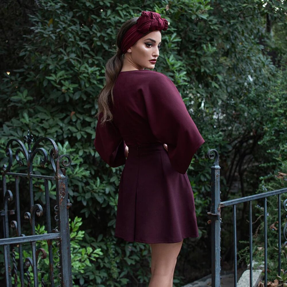 La Femme En Noir: Tap Shorts Oxblood